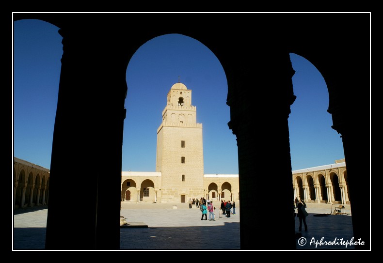 230 Kairouan, la grande mosquee